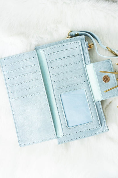 LIGHT BLUE FAUX LEATHER WRISTLET WALLET