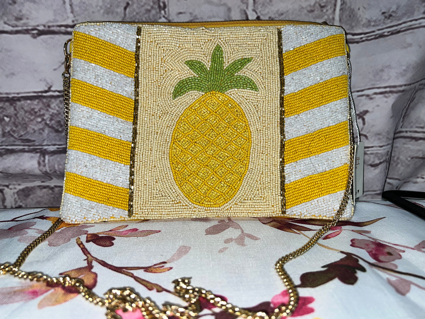 Pineapple seed bead clutch purse