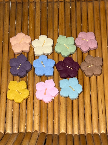 Hawaiian flowers grab bag 11 for $10