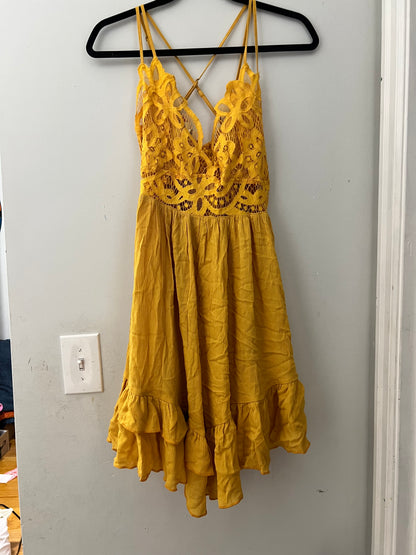 Medium mustard cross back dress