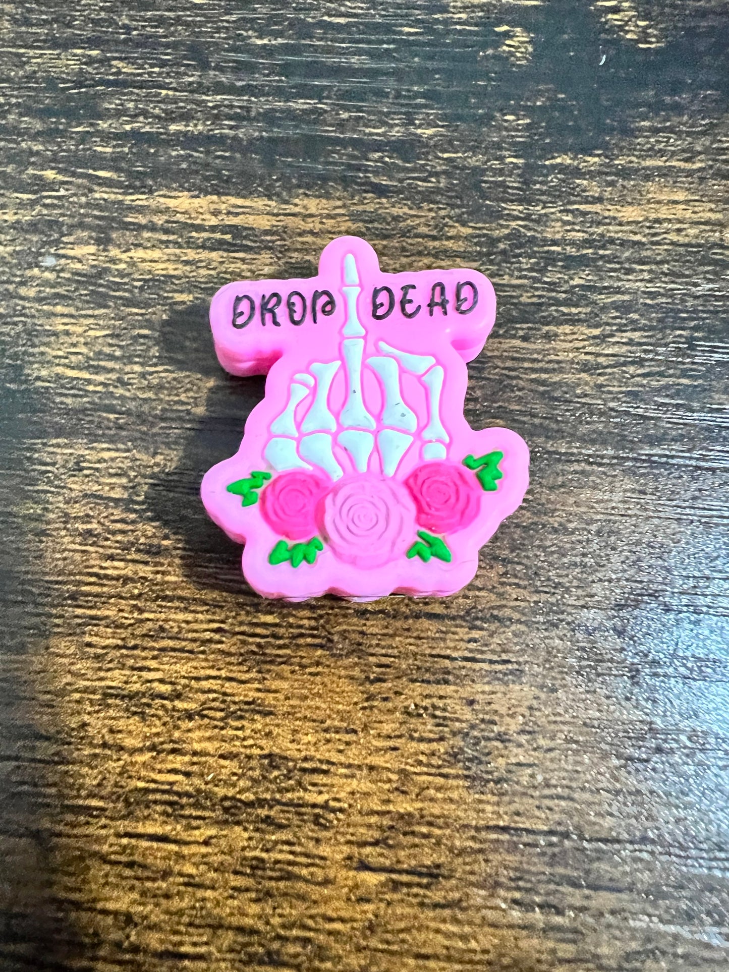 Drop dead focal bead
