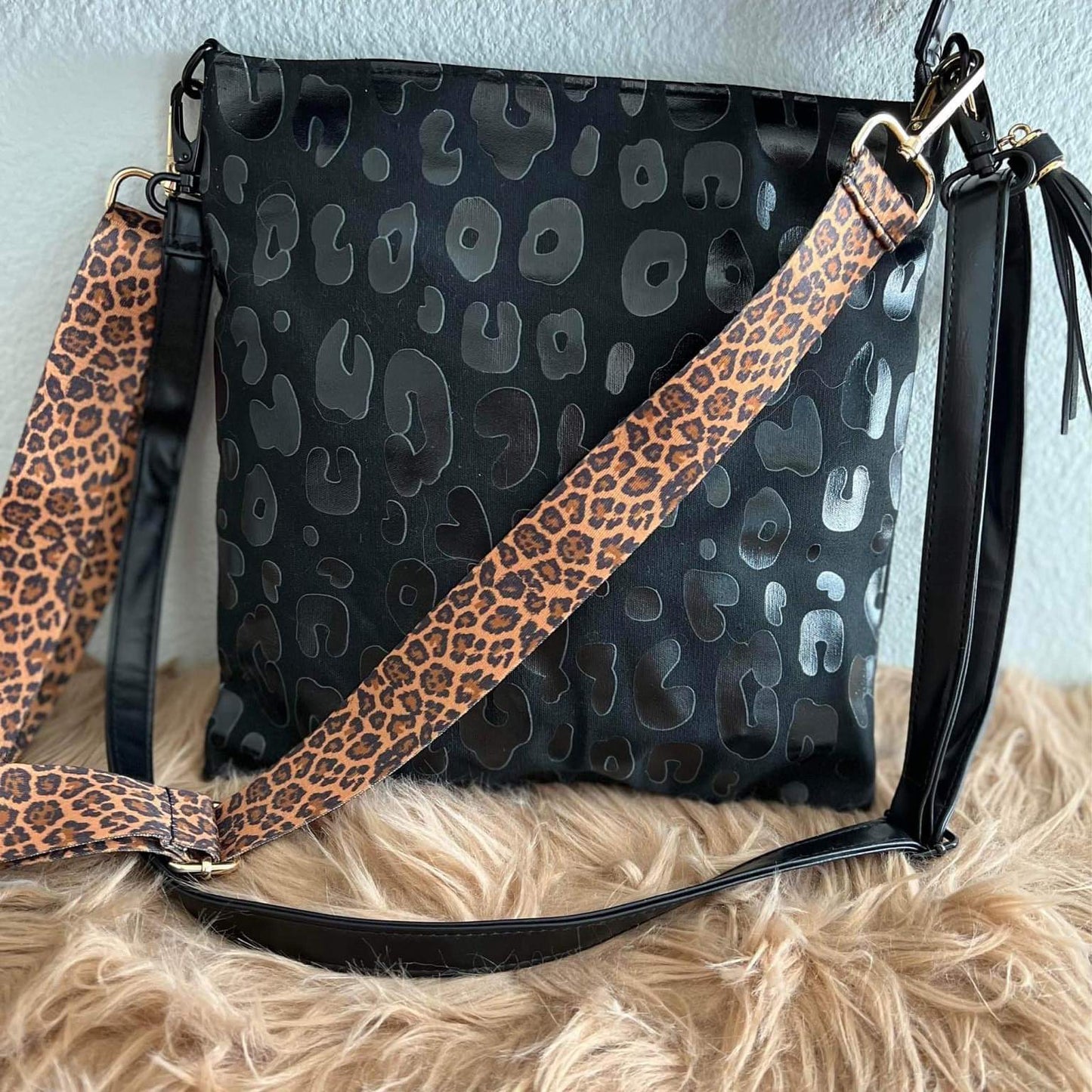 Cheetah crossbody bag